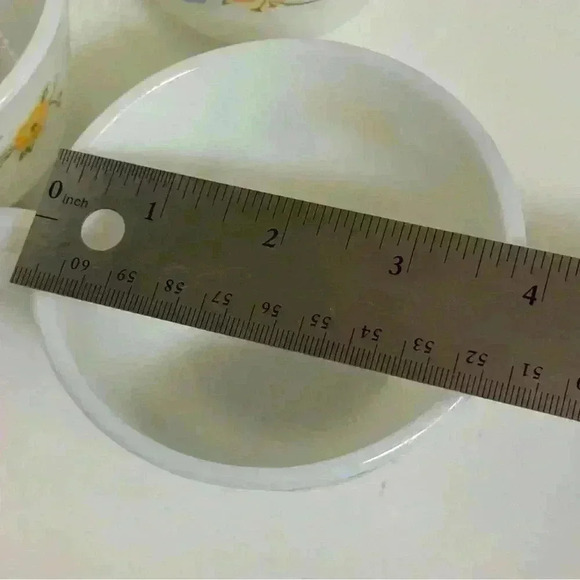 Set of 7 vintage white milk glass Pyrex mugs with Flirtation  pattern - Picture 9 of 10